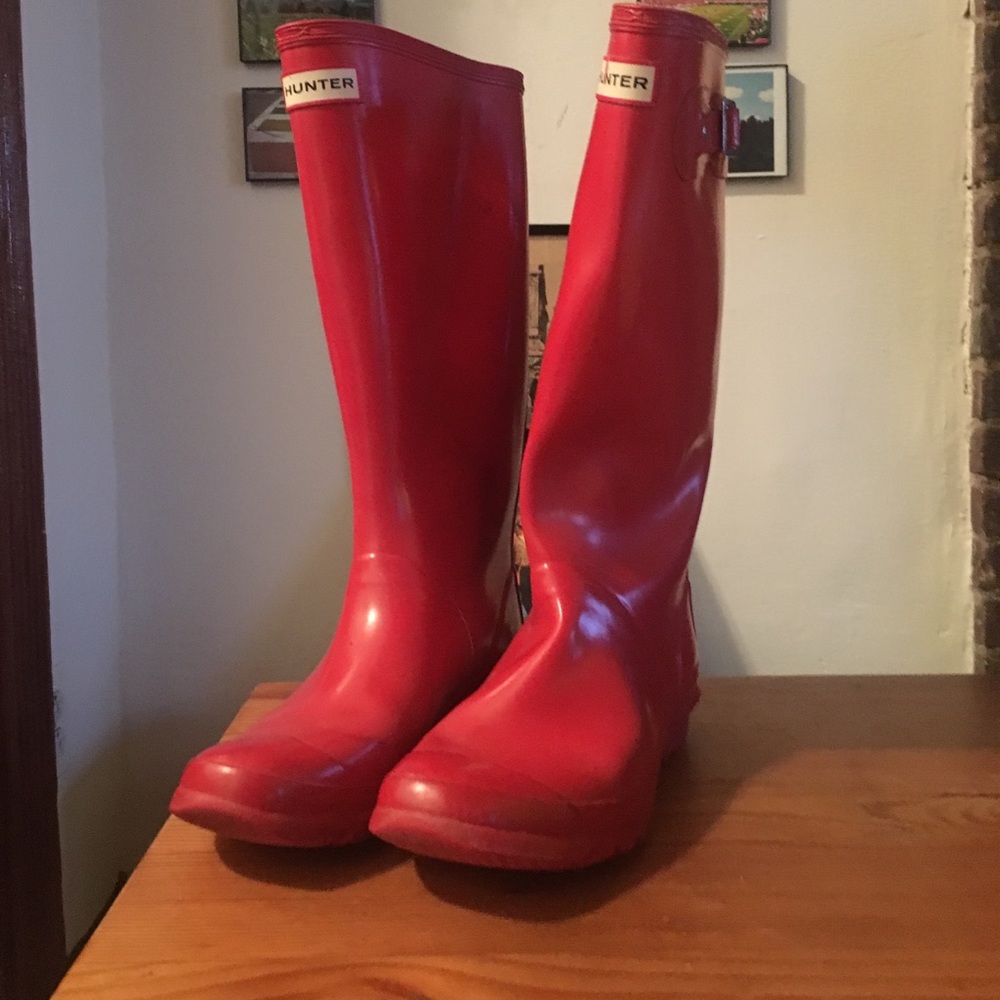 Red Gloss Hunter tall rainboots